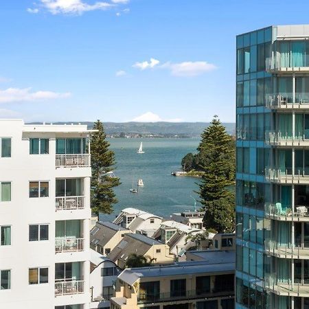 Ferienwohnung Superb Elevated Views Of Harbour With Heated Pool, Gym & Parking Mount Maunganui Exterior foto